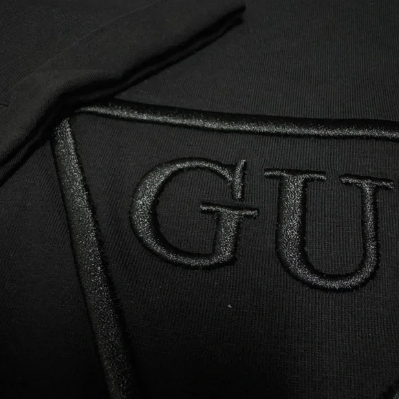 Guess Los Angeles W L Black T-Shirt  Carlee Triangle Tee Front Logo Embroidery - Picture 7 of 9